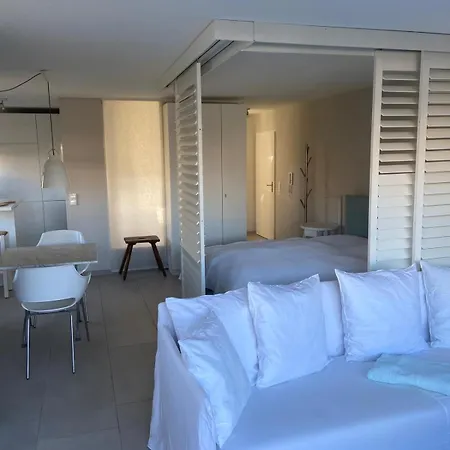 Apartes Am Apartment *